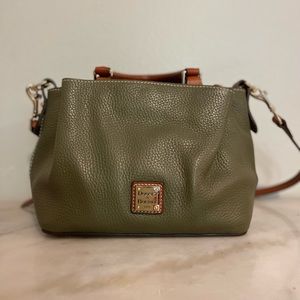 Dooney & Bourke green pebbled leather crossbody bag